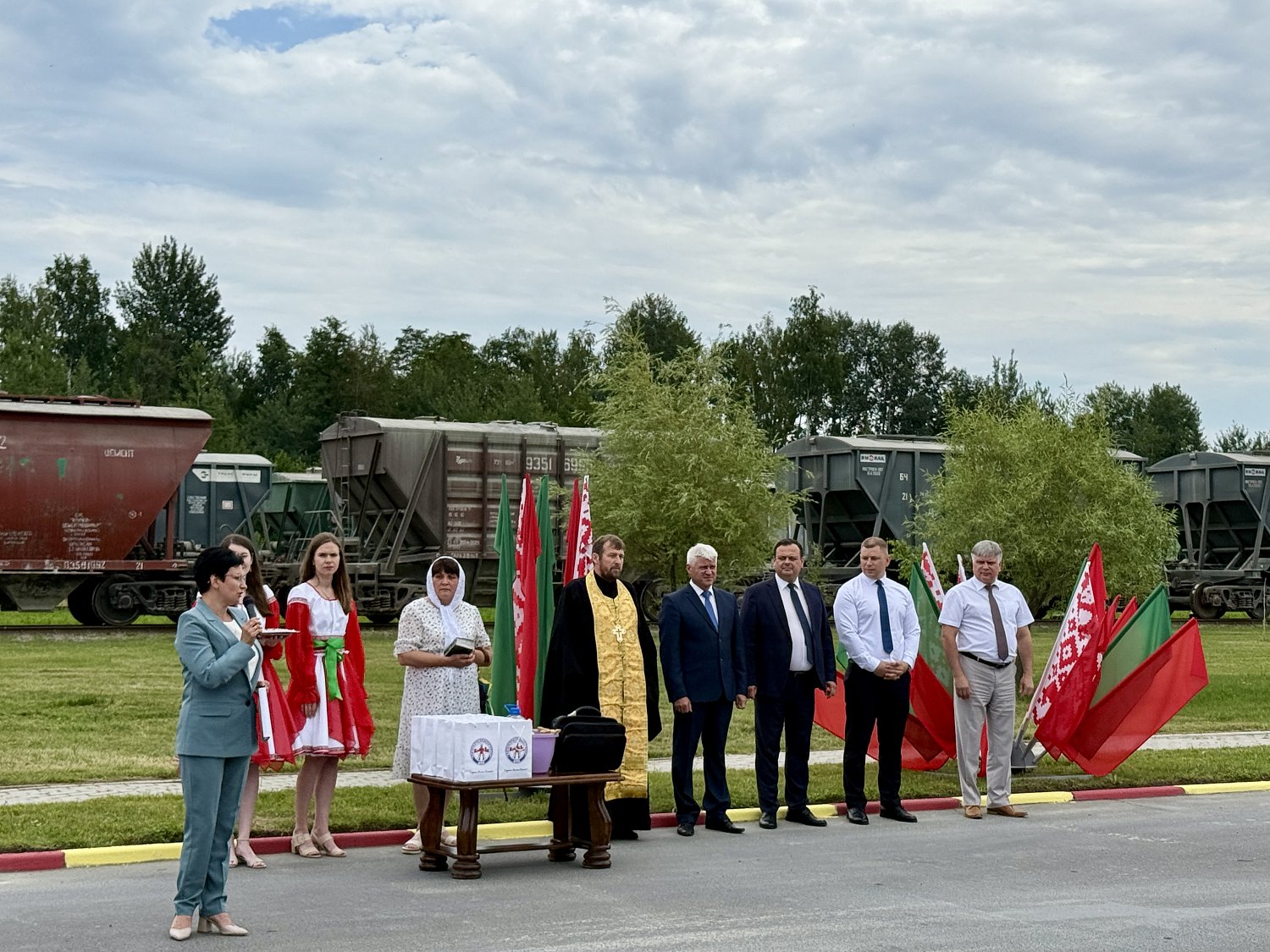 10 новых единиц техники вручили на ОАО «Кричевцементношифер»