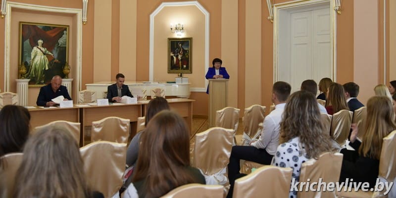 13 мая 2022 г. состоялась организационная сессия Молодежного парламента 4 созыва 