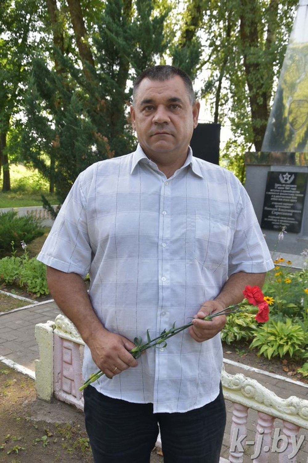 Кричевляне почтили память воина-артиллериста Николая Сиротинина. 