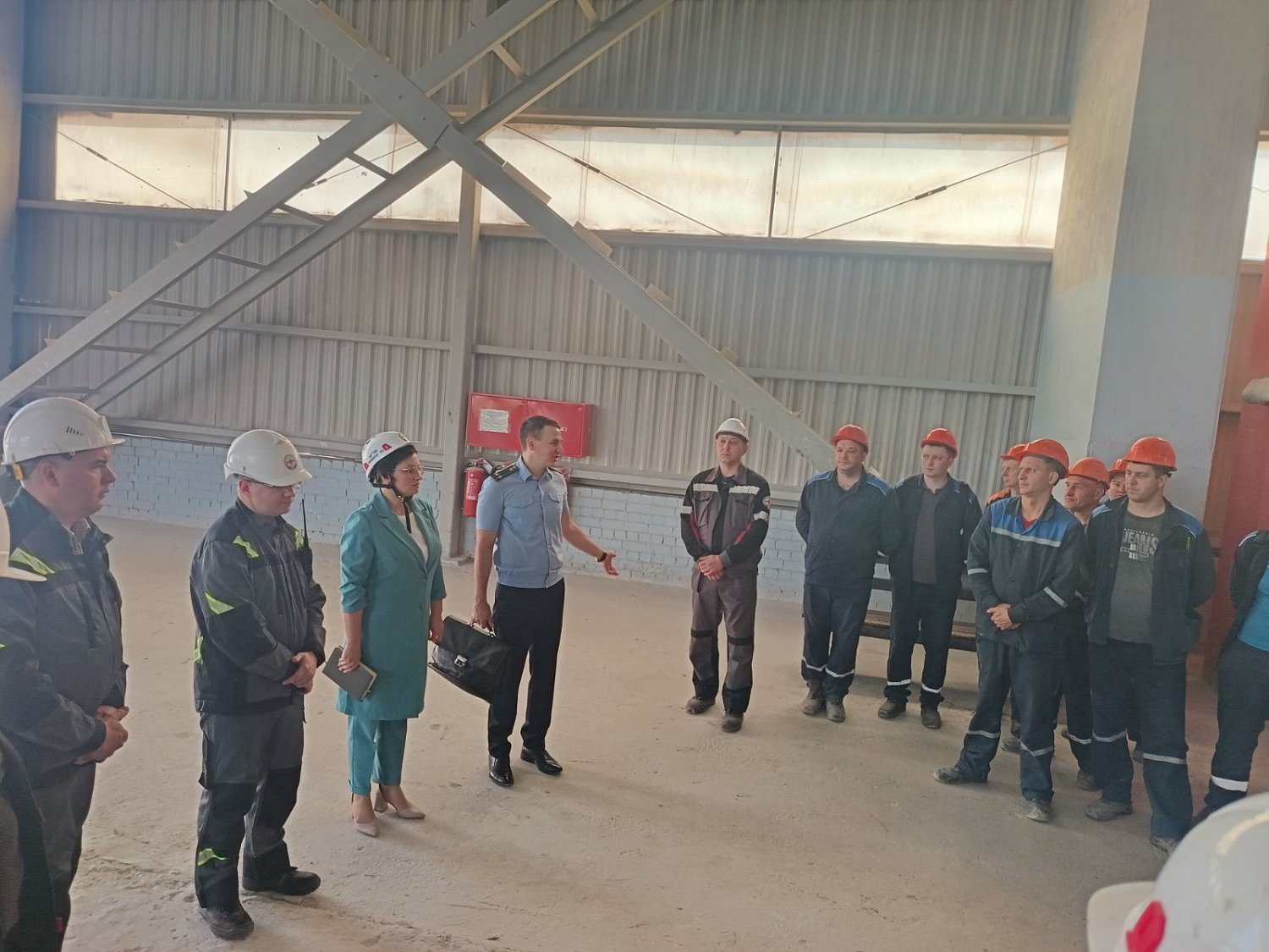 Прокурор Кричевского района проводит  встречи с работниками ОАО «Кричевцементношифер»
